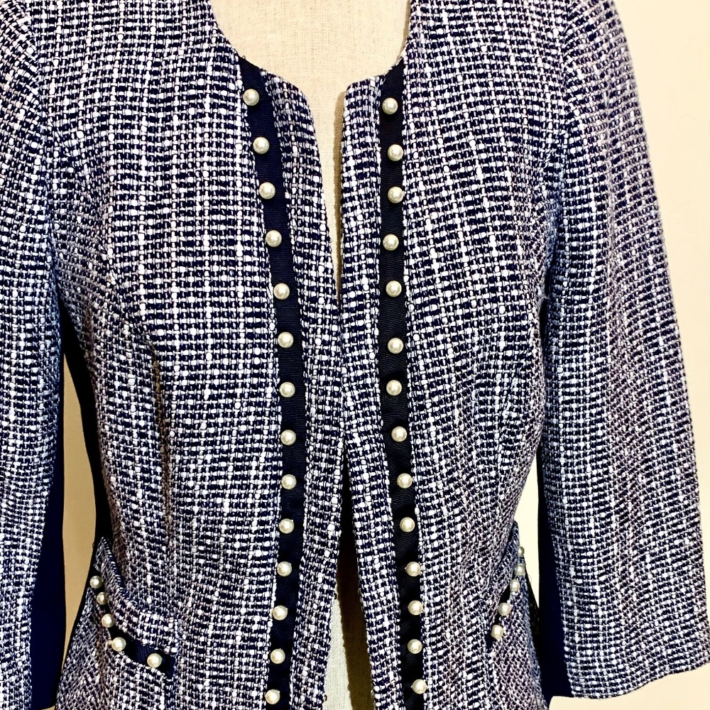 🔥NeW🔥 NWT White House Black Market Tweed & Faux Pearl Jacket - Sz 6 - Picture 13 of 16